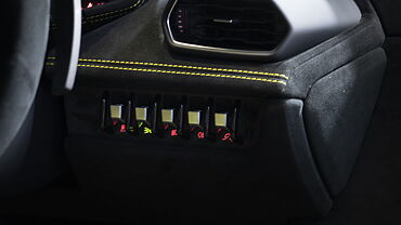 Lamborghini Huracan STO Dashboard Switches