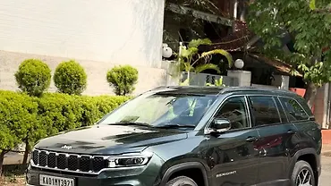 2022 Jeep Meridian Limited 4X2 AT