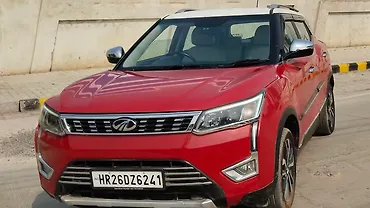 Used 2020 Mahindra XUV300 [2019-2024] W8 (O) 1.5 Diesel [2020] for