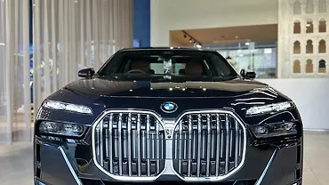 2025 BMW 7 Series 740d M Sport