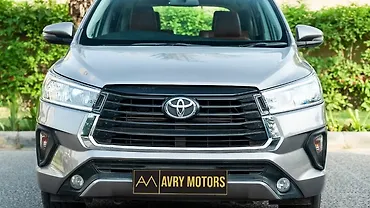 Used 2022 Toyota Innova Crysta [2020-2023] GX 2.4 AT 7 STR for
