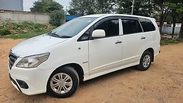 2015 Toyota Innova 2.5 GX BS IV 7 STR