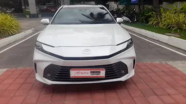 2025 Toyota Camry Elegant Hybrid (Electric + Petrol) Automatic