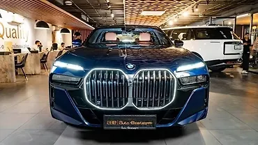 2024 BMW 7 Series 740i M Sport