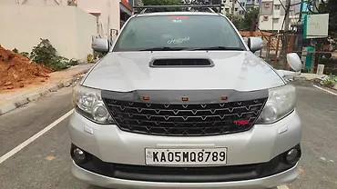 2015 Toyota Fortuner 3.0 4x2 AT
