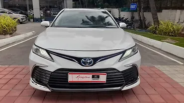 2022 Toyota Camry Hybrid