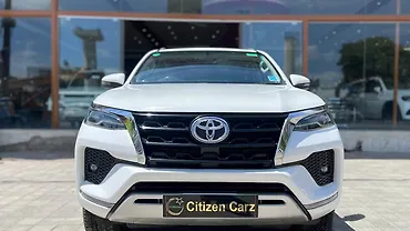 2021 Toyota Fortuner 2.8 4x2 MT
