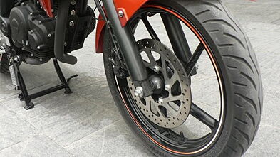 fz 16 tyre size