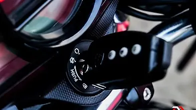 mahindra centuro bike key lock price