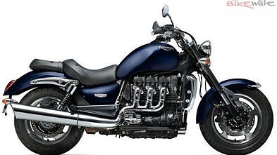 triumph rocket iii cruiser bikes