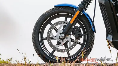 harley davidson street 750 tyre