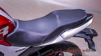 gixxer bike seat height