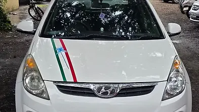 PADMCHHAYA CARS Showroom 1