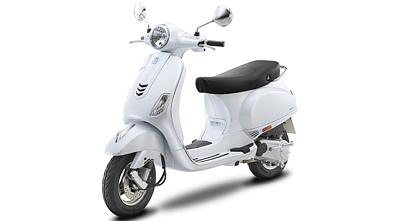 bajaj vespa price