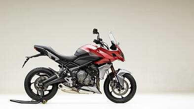 Triumph Tiger Sport 660 Price - Mileage, Images, Colours | BikeWale