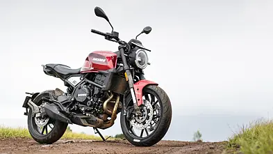 Moto Morini Seiemmezzo Right Front Three Quarter