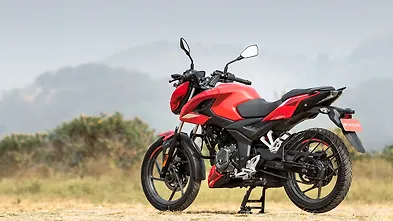 Bajaj Pulsar P150 Price - Mileage, Images, Colours | BikeWale