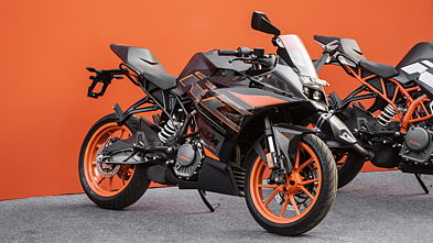 KTM RC 200 in Bangalore - Check Price, Mileage, Images, Colours ...