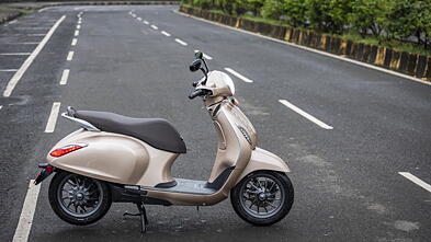 Bajaj Chetak Price - Range, Images, Colours | BikeWale