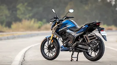 Honda Hornet 2 0 Price Bs6 Mileage Images Colours Specs Bikewale Honda Hornet 2 0 Price Bs6 Mileage Images Colours Specs Bikewale