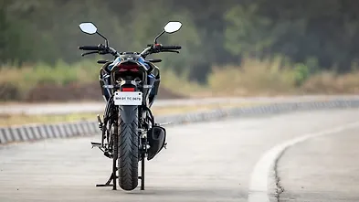 Honda Hornet 2 0 Price Bs6 Mileage Images Colours Specs Bikewale Honda Hornet 2 0 Price Bs6 Mileage Images Colours Specs Bikewale