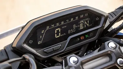 Honda Hornet 2 0 Price Bs6 Mileage Images Colours Specs Bikewale Honda Hornet 2 0 Price Bs6 Mileage Images Colours Specs Bikewale