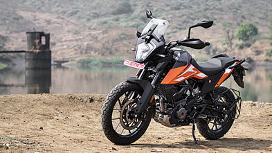 KTM 250 Adventure Price - Mileage, Images, Colours | BikeWale