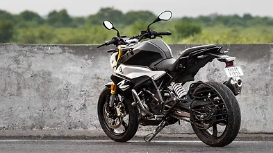 Bmw G 310 R Price Bs6 Mileage Images Colours Specs Bikewale Bmw G 310 R Price Bs6 Mileage Images Colours Specs Bikewale