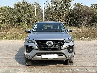 Toyota Fortuner 4x2 2WD Diesel 2.8L Turbo 6 Speed Manual