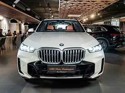 Second Hand बीएमडब्ल्यू x5 एक्सड्राइव40i एम स्पोर्ट in दिल्ली