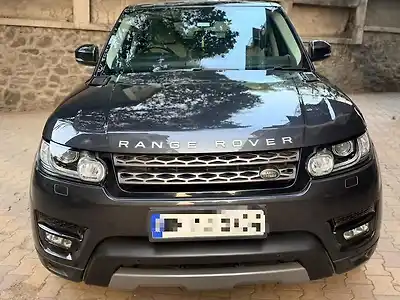 Second Hand लैंड रोवर रेंज रोवर स्पोर्ट sdv6 se  in पुणे