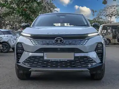 Second Hand टाटा कर्व आईसीई अकम्पलिश्ड S 1.2 रेवोट्रॉन पेट्रोल 7 डीसीए [2024-2025] in मुंबई