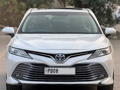 Second Hand Toyota Camry Hybrid in Jalandhar