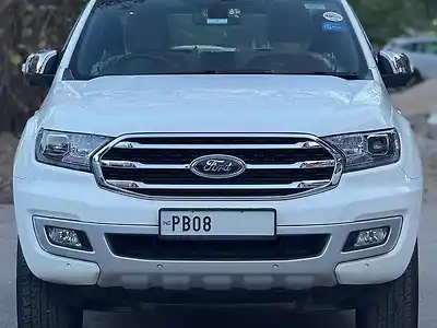 Second Hand फ़ोर्ड एंडेवर टाइटेनियम 2.0 4x2 ऑटोमैटिक in जालंधर