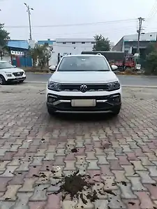 2023 Volkswagen Taigun Highline 1.0 TSI MT 1
