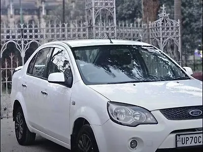 Second Hand Ford Fiesta/Classic ZXi 1.4 in Allahabad