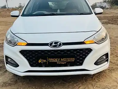 Second Hand हुंडई एलीट i20 स्पोर्टज़ 1.2 in मेहसाना