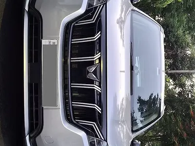 2023 Mahindra XUV700 AX 5 Diesel MT 7 STR [2021] 1