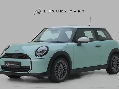 Second Hand Mini Cooper Classic Trim in Delhi