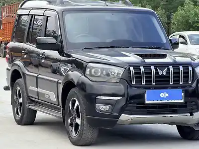 Second Hand महिंद्रा स्कॉर्पियो S11 Diesel Turbo Manual 7 STR in लखनऊ