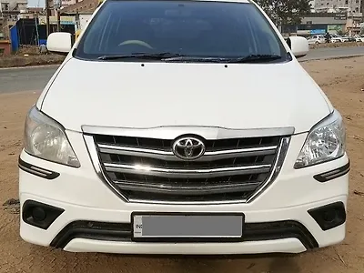 Second Hand Toyota Innova 2.5 VX BS IV 7 STR in Patna