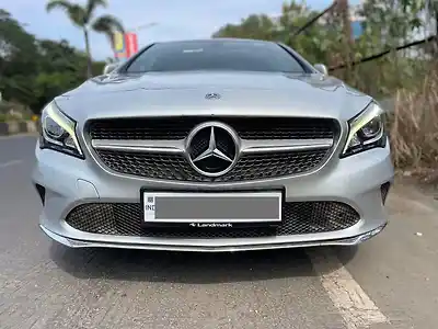 Second Hand मर्सिडीज़ बेंज़ सीएलए 200 अर्बन स्पोर्ट in मुंबई