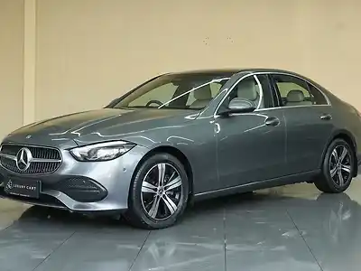 Second Hand मर्सिडीज़ बेंज़ सी-क्लास c 220d [2022-2023] in चंडीगढ़