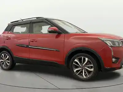 Second Hand महिंद्रा XUV300 w8 1.5 डीज़ल [2020] in फ़रीदाबाद