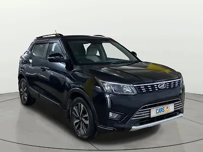 Second Hand Mahindra XUV300 W8 (O) 1.5 Diesel [2020] in Vadodara