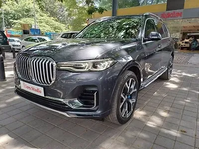 Second Hand BMW X7 xDrive30d DPE Signature in Bangalore