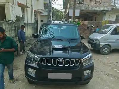 Second Hand महिंद्रा स्कॉर्पियो s11 2wd 7 str in पटना