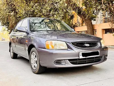 2010 Hyundai Accent Executive 1