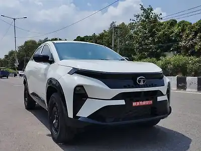 Second Hand टाटा कर्व आईसीई प्योर प्लस 1.5 क्रायोजेट डीज़ल 6 एमटी in दिल्ली