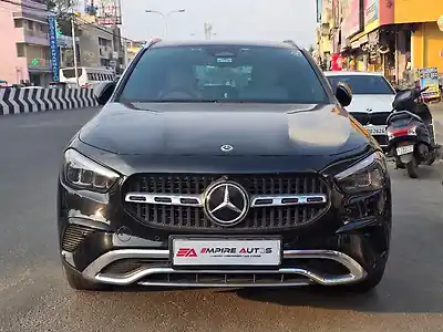 Second Hand मर्सिडीज़ बेंज़ जीएलए 220डी 4मैटिक in चेन्नई